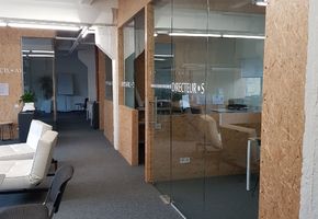 UALCOM-Crystal in project Ofis v stile Loft  Loft style office