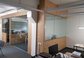 UALCOM-Crystal in project Ofis v stile Loft  Loft style office