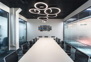 UALCOM-Twin in project UALCOM has completed the creation of a stylish office for the biggest advertising giant GroupM.